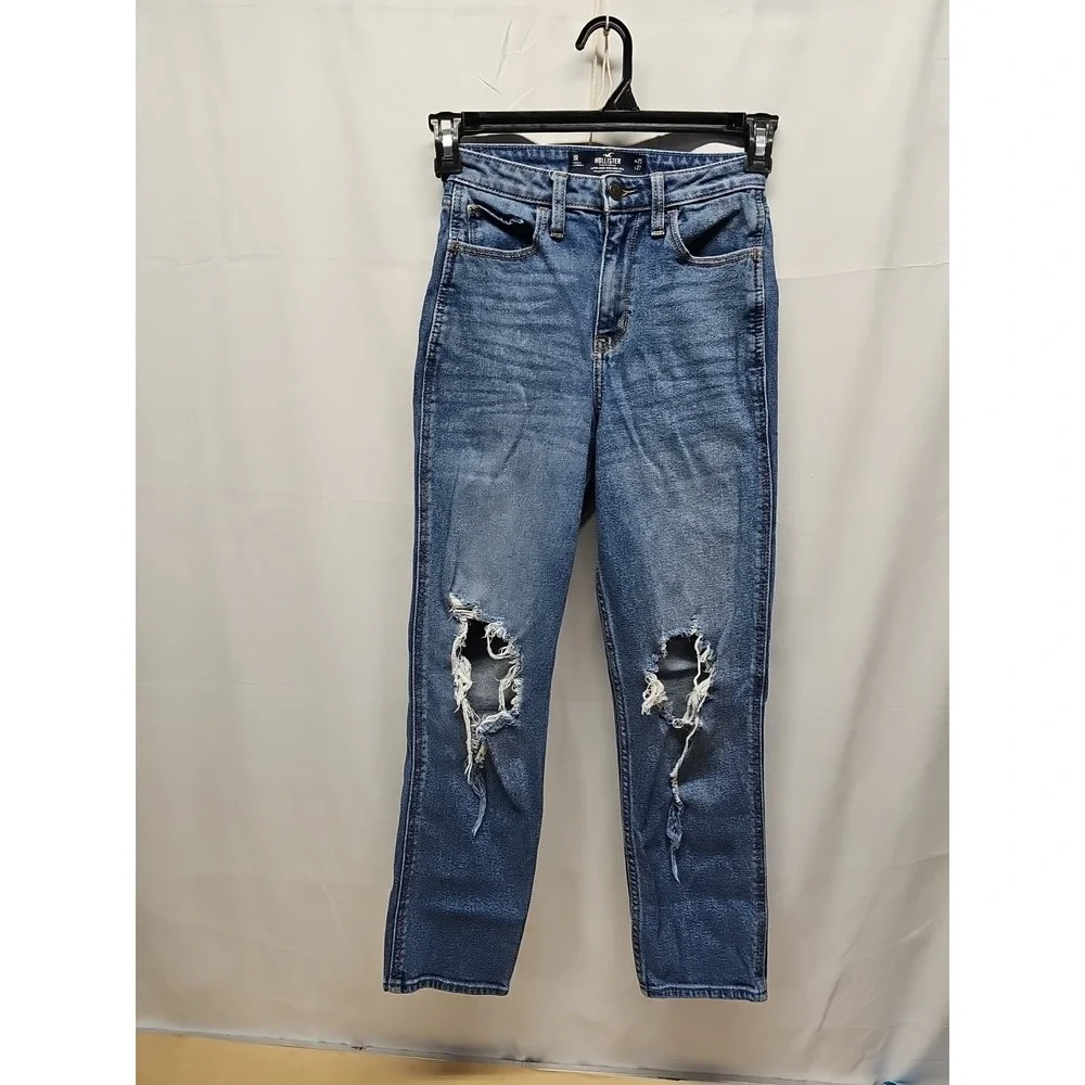 Hollister Ultra High-Rise Blue Distressed Denim Mom Jeans Juniors Sz 1r W25 L27 - Picture 2 of 15